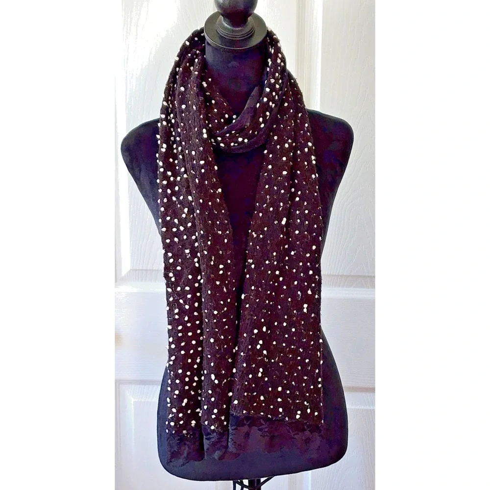 Black & White Lightweight Boucle Scarf with Lace Trim Size 78